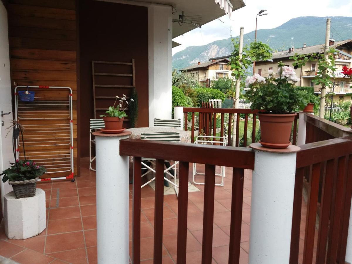 Grazioso Appartamento Tra Cultura, Lago E Montagna Pomarolo エクステリア 写真